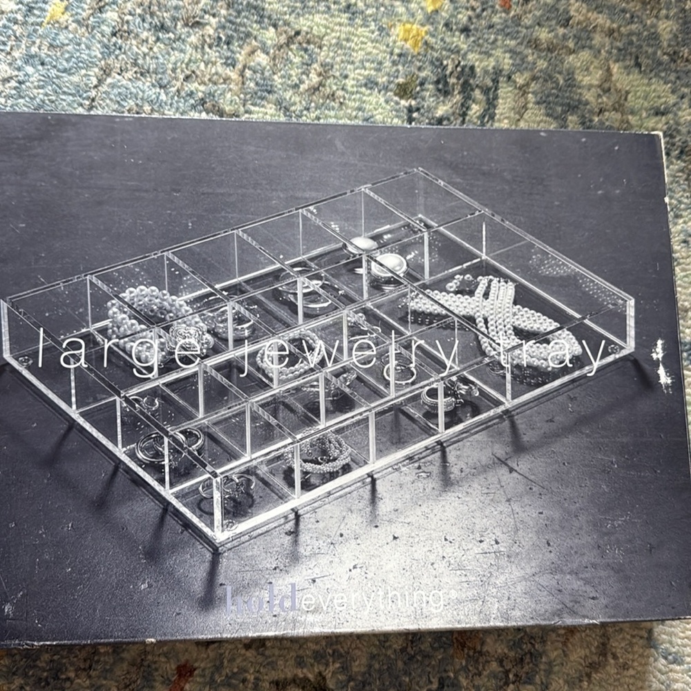hold everything large acrylic jewelry  or makeup tray / organizer